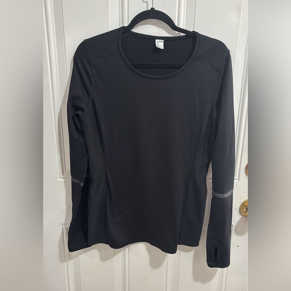 GAP Black Performance Top